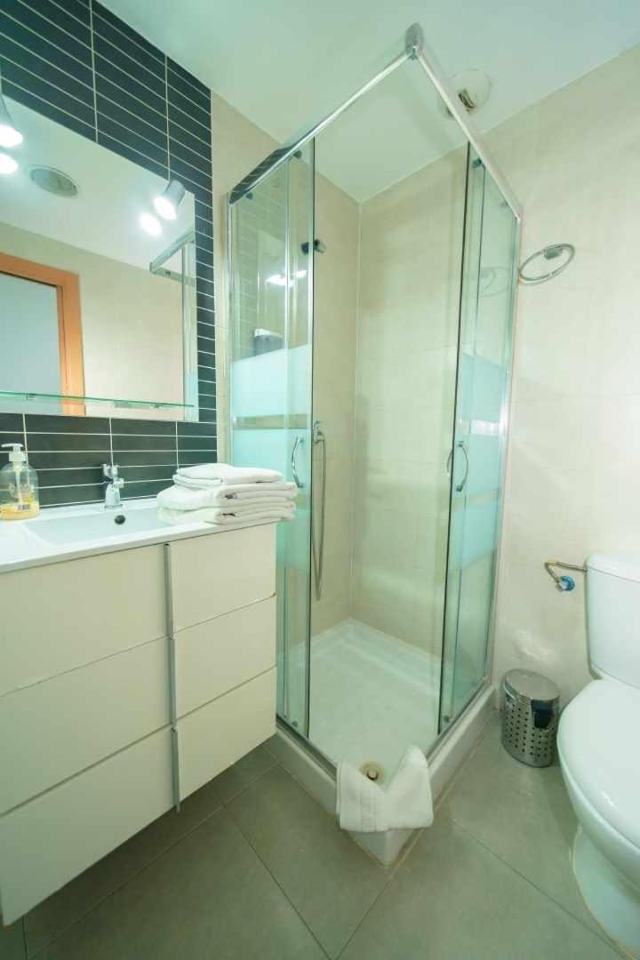 Apartamentos Doctor Clara Castellón de la Plana Стая снимка
